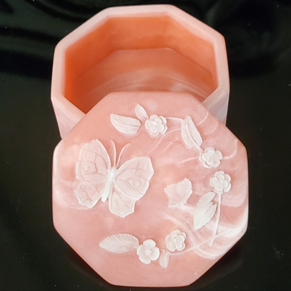 Vntg Handcarved Design Gifts Incolay Stone Pink Octagon Jewelry Trinket Box 🇺🇸 - Picture 3 of 10